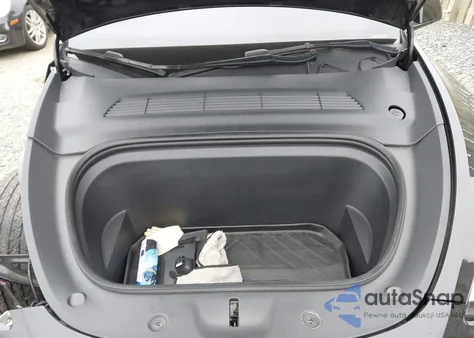 2022 Tesla Model Y Long Range Dual Motor All-Wheel Drive из США, поврежденный, VIN 7SAYGAEE2NF307710